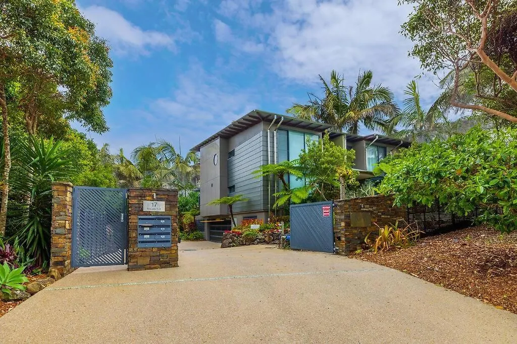 Apartment Fuller Holidays - Kiah 8 - Belongil Beach Byron Town With Pool Byron Bay Australia