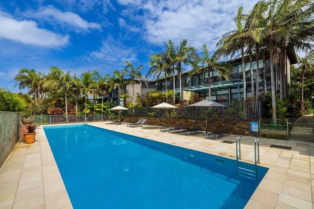 Fuller Holidays - Kiah 8 - Belongil Beach Byron Town With Pool Byron Bay Apartment